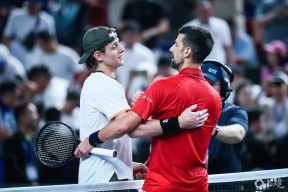 九游娱乐- 德约科维奇横扫黑马 