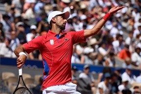 九游-纳达尔连续十场比赛得分超过惊险取胜，皇家马德里挑战极限！的简单介绍